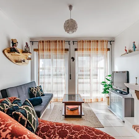 Front Apartment Ferrel (Leiria)